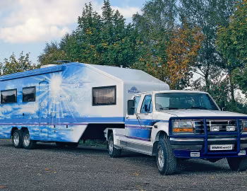 1995 Ford F-350 mit Vario Dynamic Sattelauflieger
