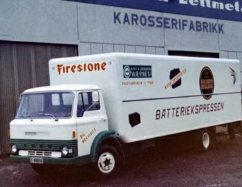 Ford D300 Custom Cab VBK [LHD] '1968