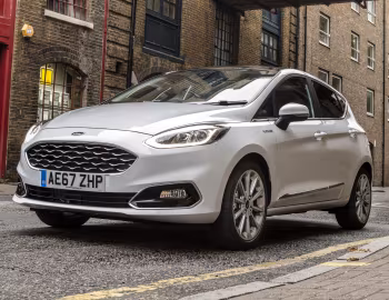Ford Fiesta Vignale 5-door [UK-spec] '2017–21