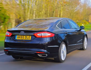 Ford Vignale Mondeo Saloon [UK-spec] '2015–19