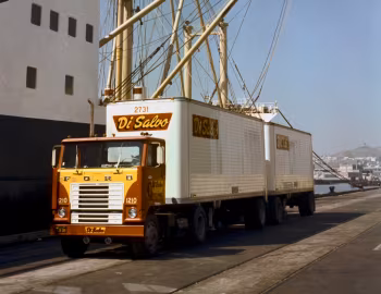 1971 Ford W-1000 Tractor Truck