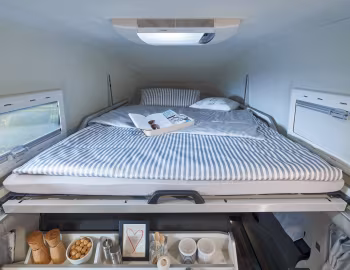 Interior Ford Transit Custom Westfalia Nugget Pop-Up-Roof [EU-spec] '2019–23