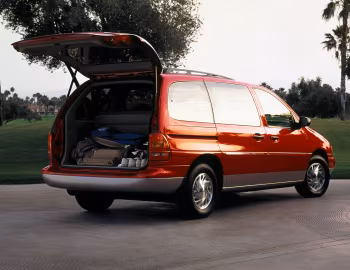 1995–97 Ford Windstar [North America] '01.1994–97