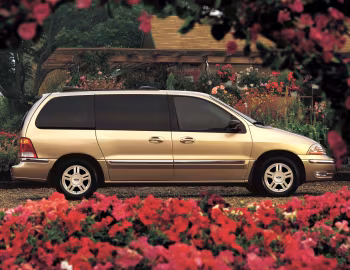 2001–03 Ford Windstar SE [North America] '2000–03