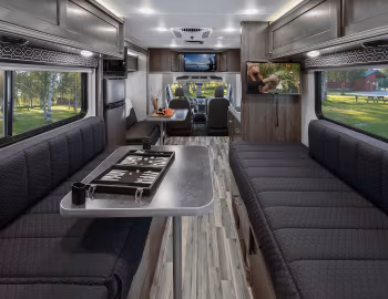 Interior 2016–pr. Winnebago Fuse '2015–pr.