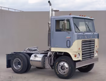 1968 Ford W-1000 Tractor Truck