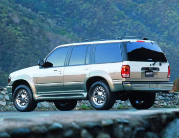 2000–01 Xenon Ford Explorer