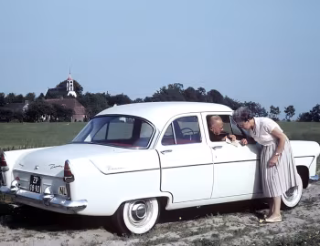 Ford Zephyr Saloon (206E) '1956–62