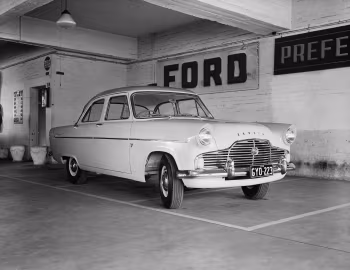 Ford Zephyr Saloon [Australia] (206E) '1956–62