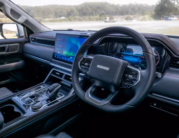 Interior Foton Tunland V7 4x2 Hybrid [Australia] '2025–pr.