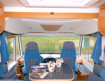 Інтэр'ер 2006 Frankia Comfort Class I 730 '2005–06