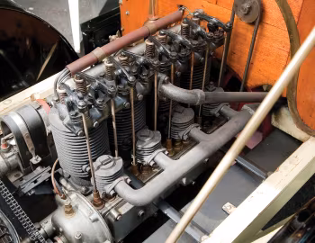 Under the hood 1906 Franklin Model G Touring