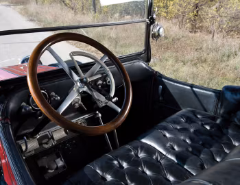 Interior 1914 Franklin Model M Touring (6)