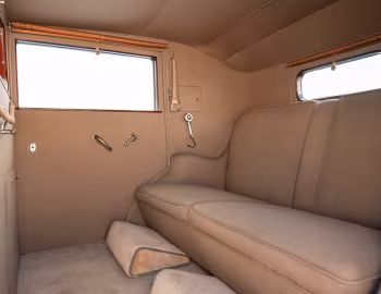 Інтэр'ер 1931 Franklin Model 153 Deluxe Town Car by Derham