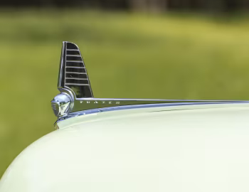 Маскот 1950 Frazer Manhattan Sedan