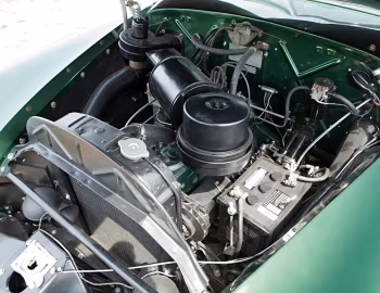 Под капотом 1951 Frazer Manhattan Hardtop Sedan (F5161) '08.1950–51