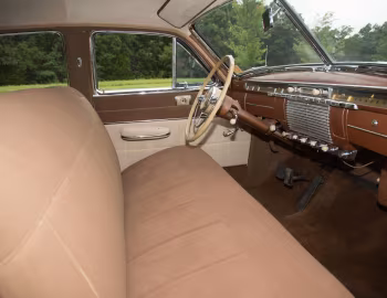 Интерьер 1947 Frazer Manhattan Sedan (F47C 47C5)