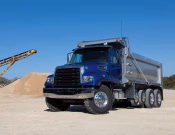 Freightliner 114SD Dump Truck '2011–pr.