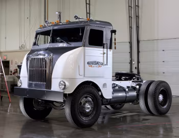 Freightliner 600 '1942–????
