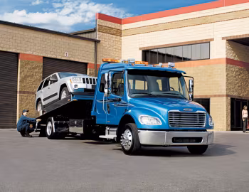 Freightliner Business Class M2 106 Extended Cab Tow Truck '2002–23
