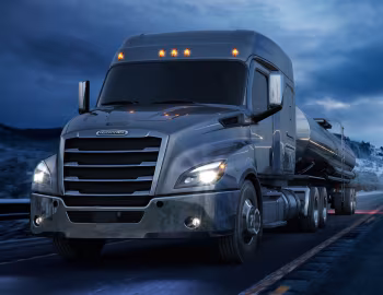 Freightliner Cascadia Mid-roof XT '2016–pr.