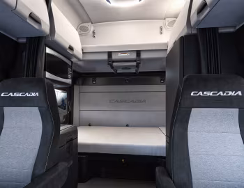 Interior Freightliner Cascadia Raised Roof '2016–18
