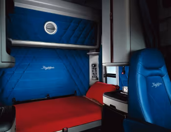 Interior Freightliner Columbia Raised Roof '1999–pr.