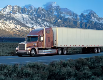 Freightliner Coronado Raised Roof '2002–09