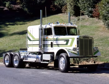 1982 Freightliner FLC