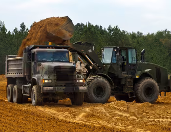 Freightliner M917A2, Caterpillar MDL 966H