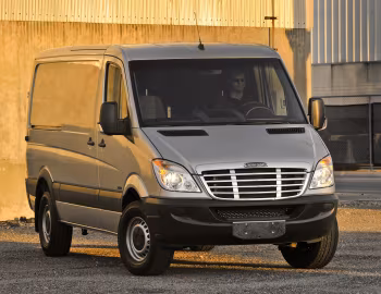 2007–13 Freightliner Sprinter 2500 Cargo Van '2006–13