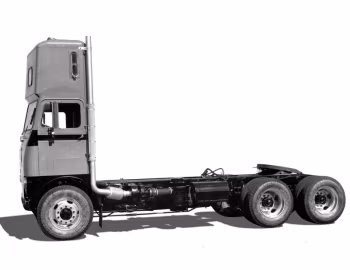 White-Freightliner Spacemaker WF4864 '1953–????