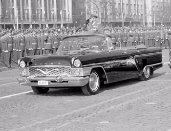 ГАЗ-13Б "Чайка" '1961–62