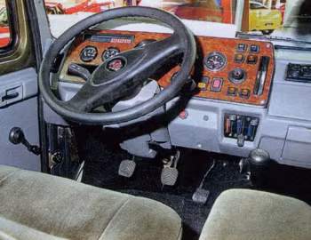 Painel frontal ГАЗ-230810 "Атаман-Ермак" '1999