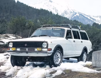 Volga 2477-4WD [Italy]