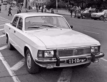 ГАЗ-3102 "Волга" '1976–79