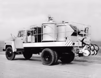 Разметочная машина ДЭ-18А на базе ГАЗ 53А Опытная '1973
