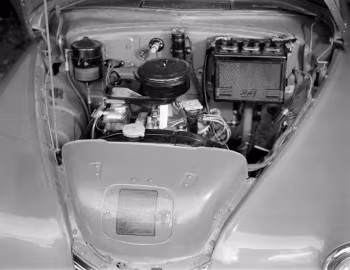 Sob o capô ГАЗ М-20 "Победа" '11.1949–55