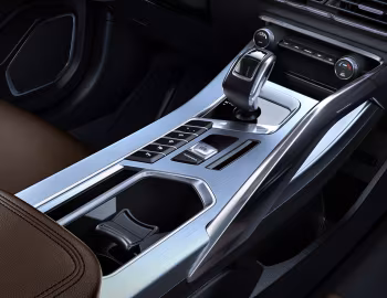 Interior Geely Bin Yue (SX11) '10.2018–21