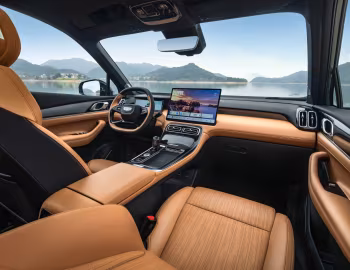 内饰 Geely Bo Yue L '2025–至今