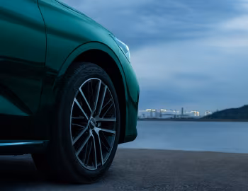 Geely Emgrand '2025–н.в.