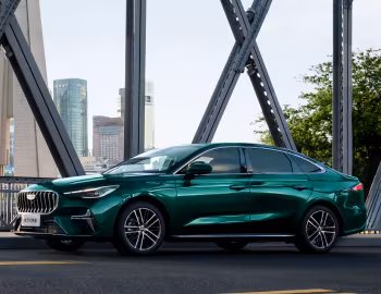 Geely Emgrand '2025–н.в.