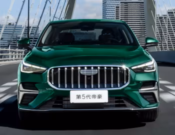 Geely Emgrand '2025–н.в.