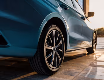 Geely Emgrand [UAE] '2022–pr.