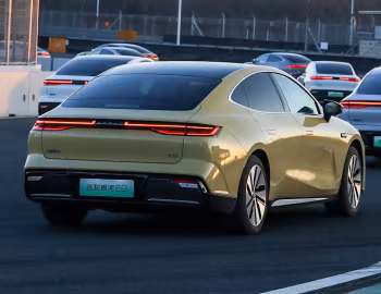 Geely Galaxy E8 '2024–25