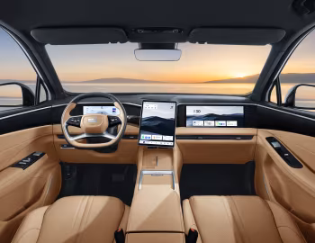 Торпедо Geely Galaxy L7 EM-i '2025–н.в.