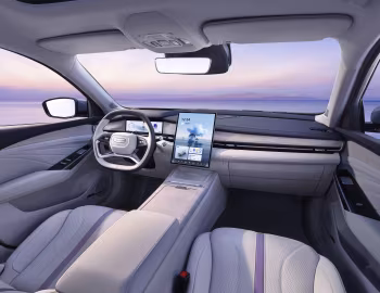 内饰 Geely Preface L '2024–至今