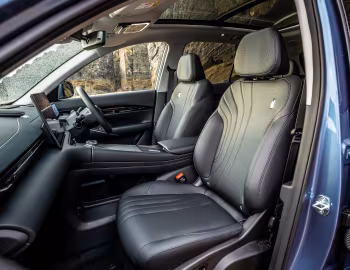 Интерьер Geely Starray EM-i [UK-spec] '2026