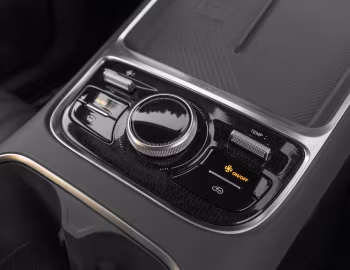 Интерьер Geely Starray EM-i [EU-spec] '2026