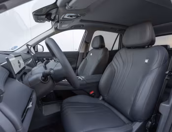 Интерьер Geely Starray EM-i [EU-spec] '2026